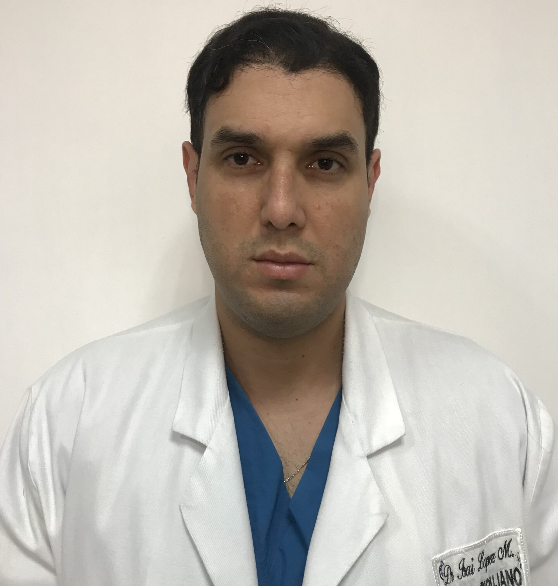 Dr. Isai López
